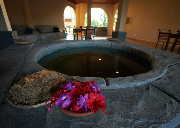 Lobby (8) home